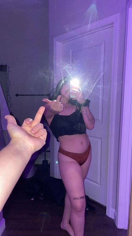 rrissarae hot onlyfans