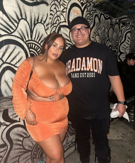 Antonia Waerea Adams onlyfans picture