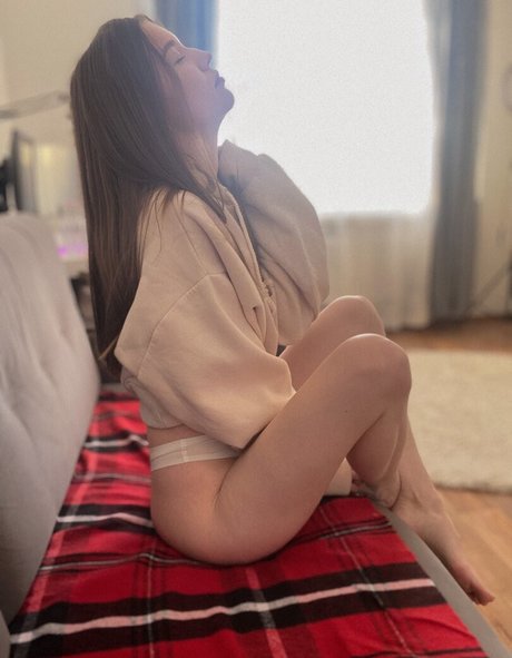 lily mint nude leak onlyfans