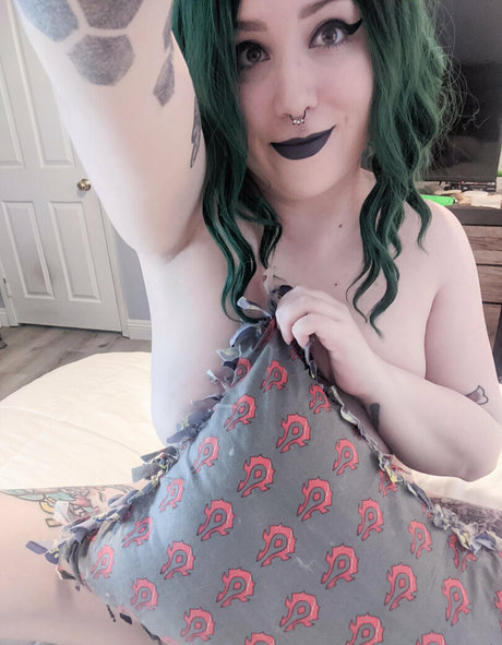 aerynabaddonfree onlyfans content type