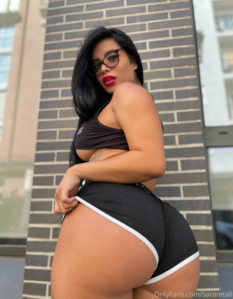 freesararetali Profile pic