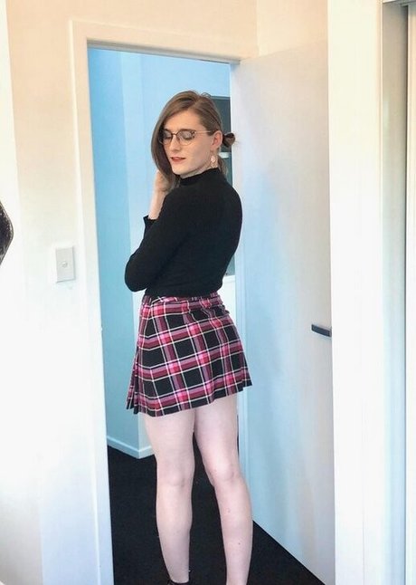 Alice In Wonder1and onlyfans leaks xxx