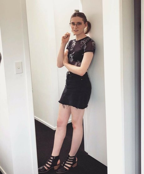 Alice In Wonder1and porn onlyfans