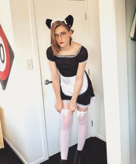 Alice In Wonder1and onlyfans model photos