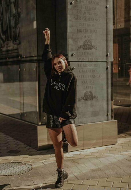 fairy gloria onlyfans tits