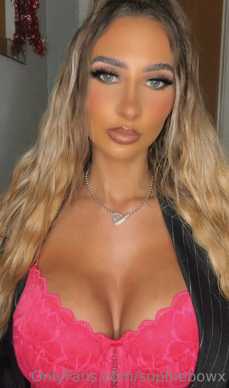 sophiebowx onlyfans model photos