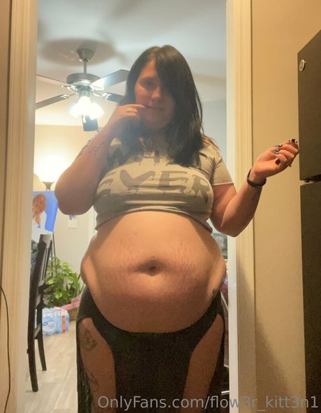 flow3r kitt3n1 only fans