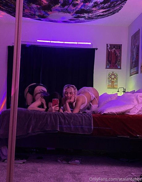 atalantabbz tits onlyfans