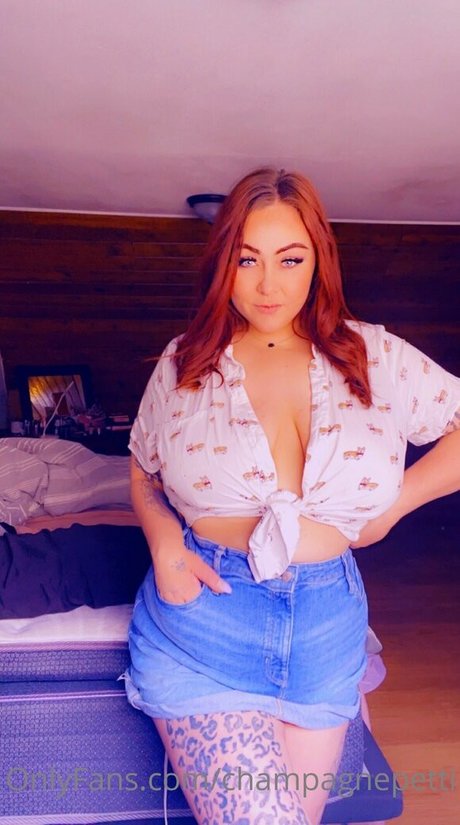 champagnepetti nude onlyfans leaks