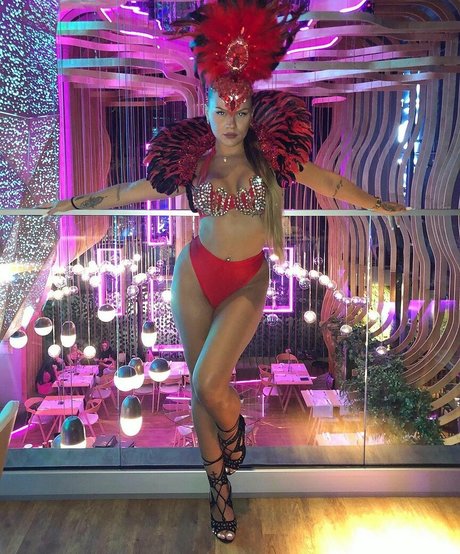 queendee113 xxx onlyfans