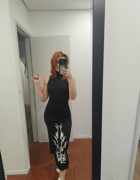 yourlocalflatweeb only fans