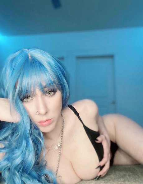 ItsRavenRoses onlyfans page