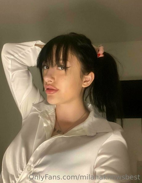 milanaknowsbest onlyfans model photos