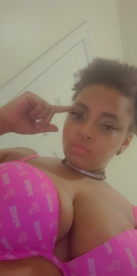 chesshy luv leaked onlyfans pictures