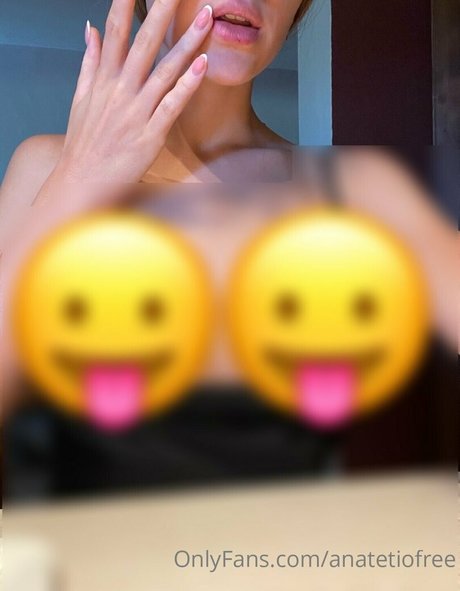 anatetiofree onlyfans strip