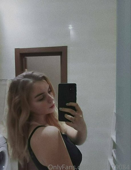 flora belll onlyfans leaked dirtyship