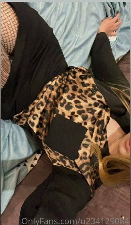 flora belll naked onlyfans leaks