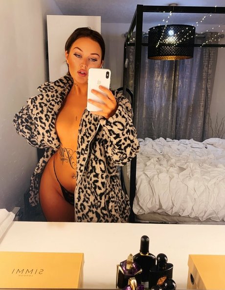 chloxo22 hot onlyfans