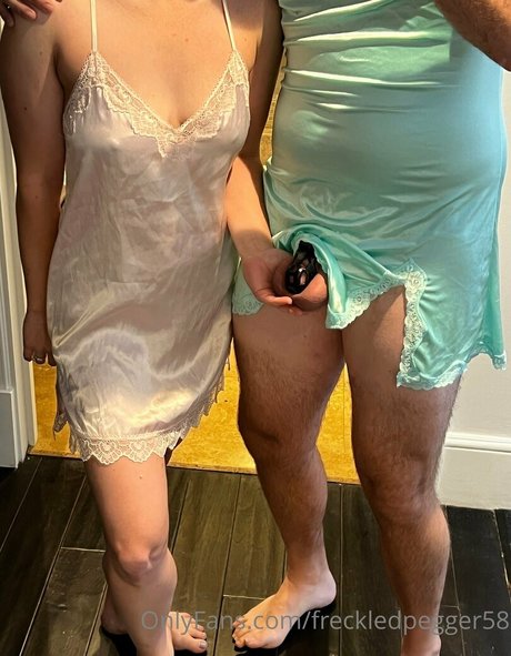 freckledpegger58 onlyfans sex leaks