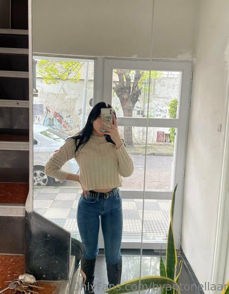 byantonellaar onlyfans content