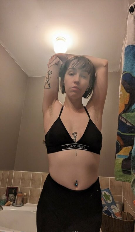 milky mama way only fans nude