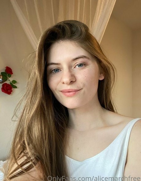 alicemarchfree new onlyfans leaks