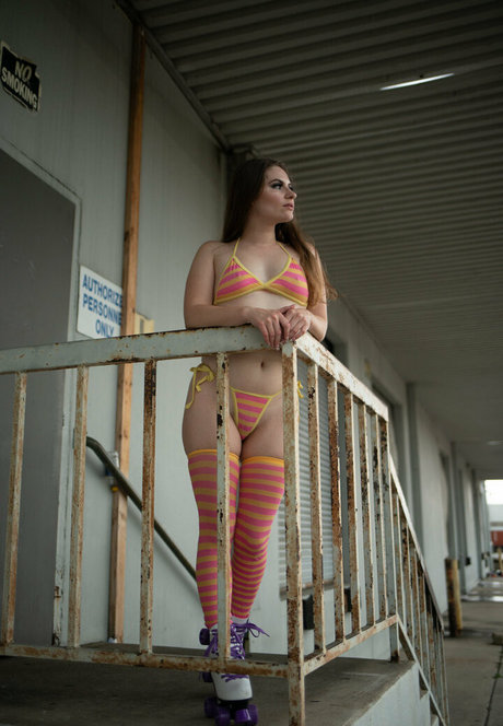 alicemarchfree porn onlyfans