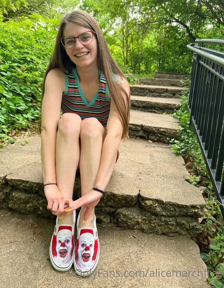 alicemarchfree nudes onlyfans leak