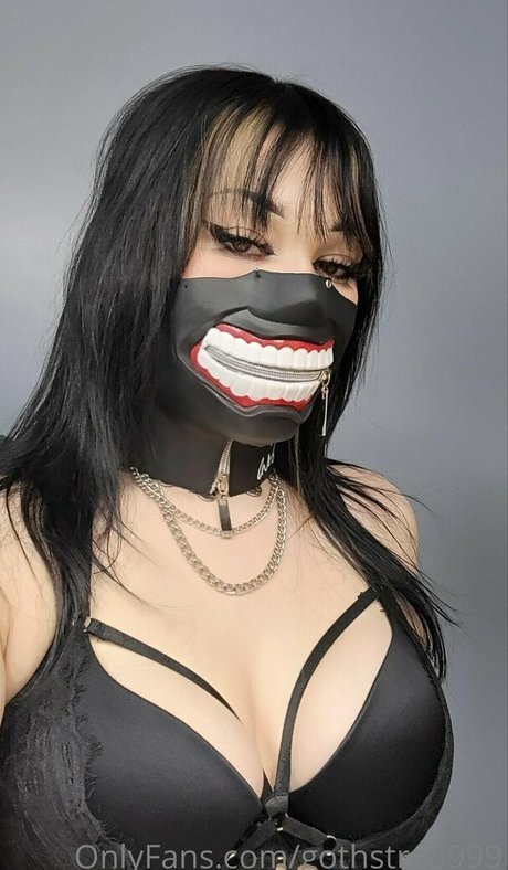 gothstrap999 naked only fans