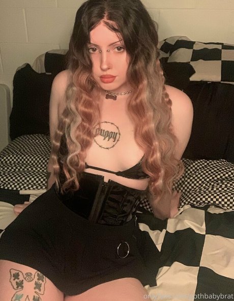 gothbabybrat feet onlyfans