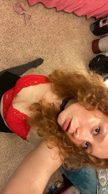 lilmissredfox69 leaked onlyfans pics