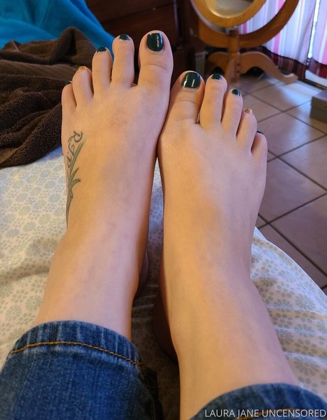 laurajaneuncensored naked onlyfans leaks