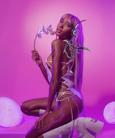 Mary Senn naked onlyfans pics