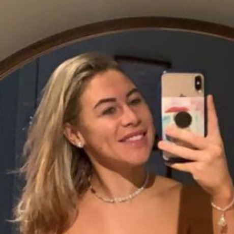 MissDarlingCM onlyfans model photos