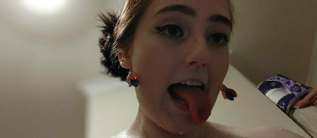 emilia 123 onlyfans sex leaked