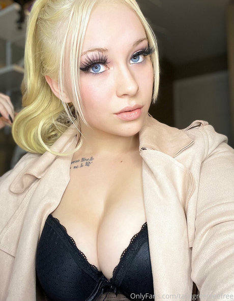 tayagreenleefree onlyfans nude