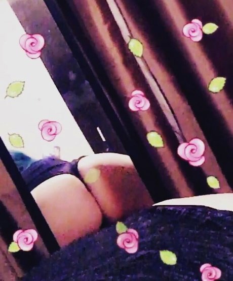 RainIsWet only fans leaks