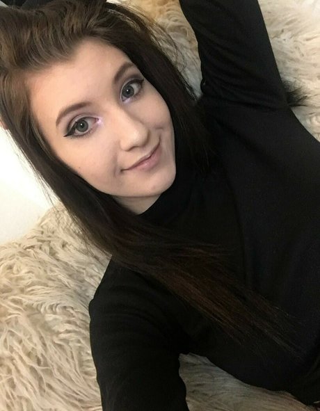 popular trans onlyfans nude photos