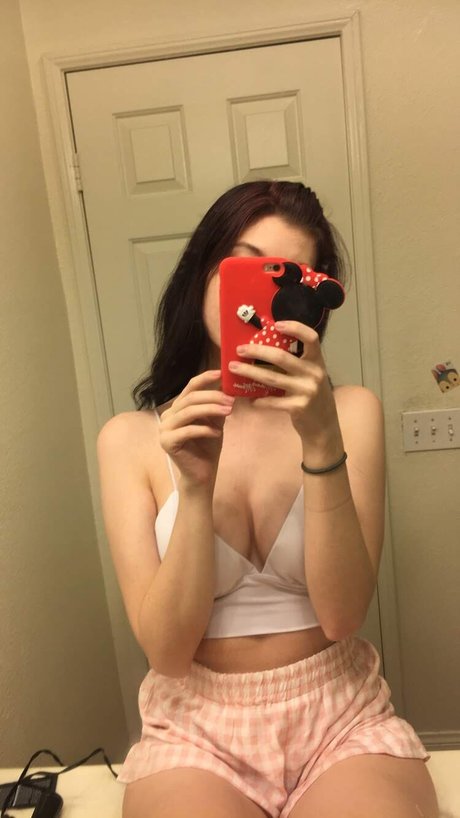 shaved onlyfans beautiful images