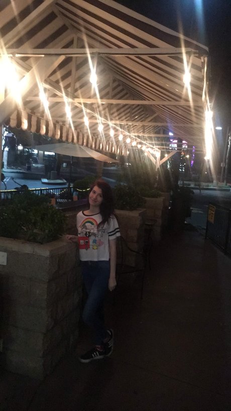 ukraine teen onlyfans pornographic picture