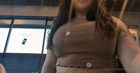 DelilahTheBaker model hd pics