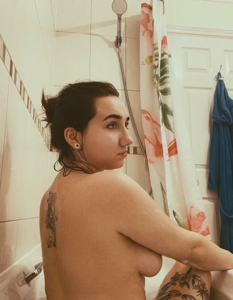 Hellcathhh xxx model pic