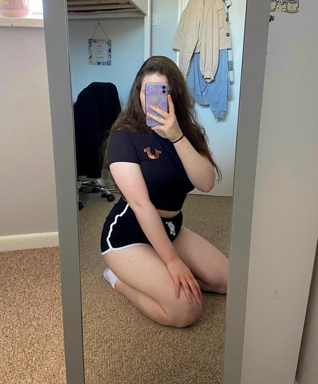 bustybritishbrunette pornstar sex picture