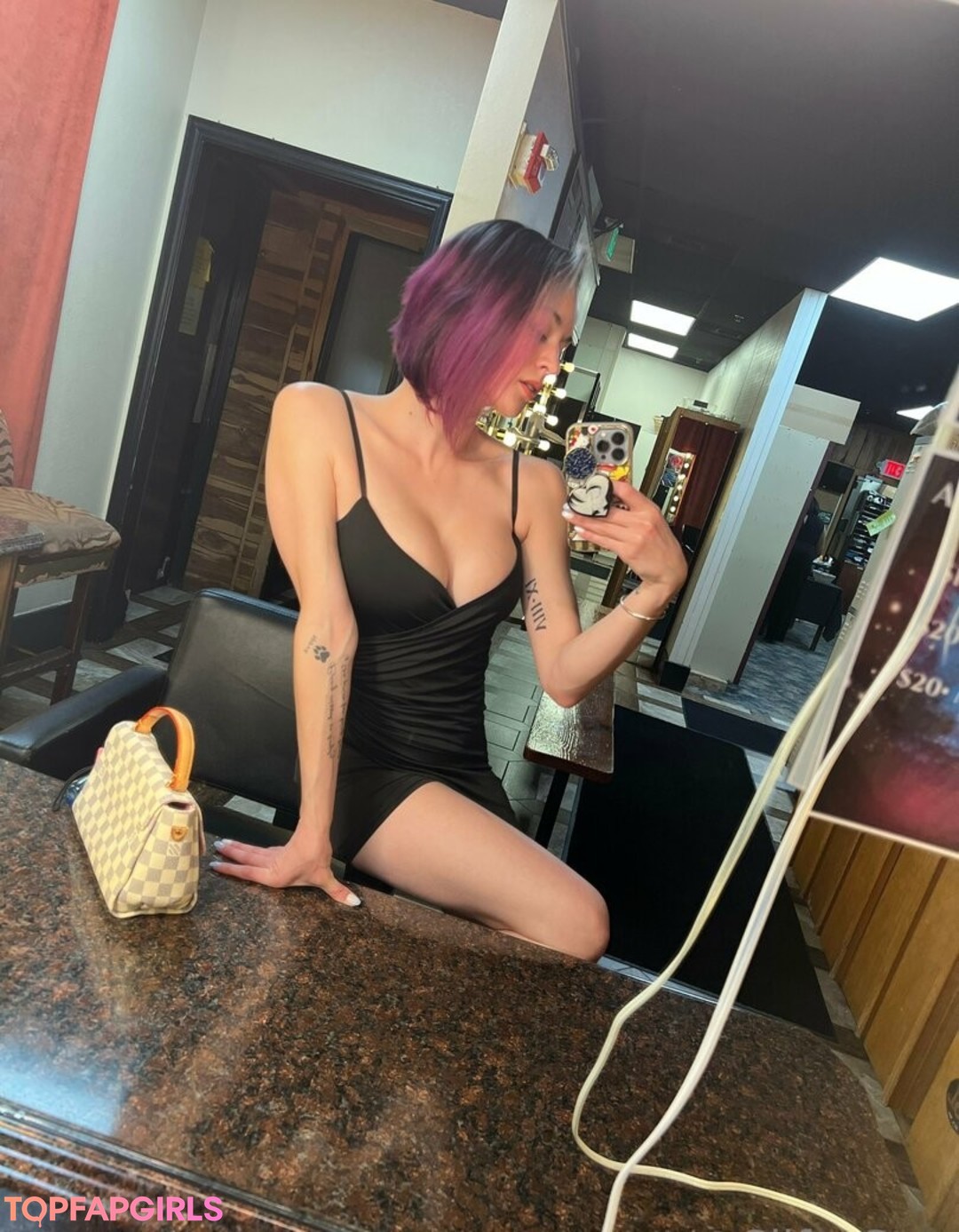 Silfy Star nude model gallery