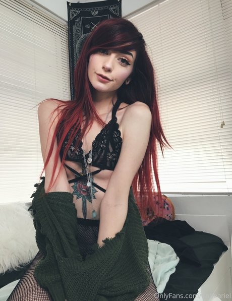 BabeAriel xxx actress photo