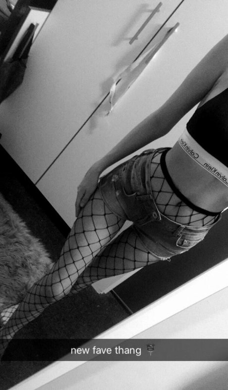 GEM101 model erotic pic