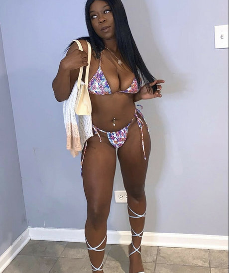 thick trixxx perfect star images