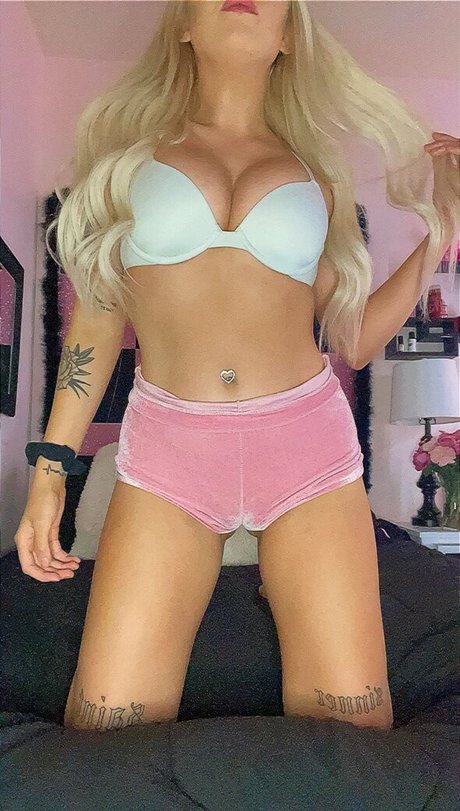 dripping wet pussy onlyfans sexy nude pictures