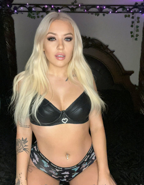 Innocent princess perfect model pictures