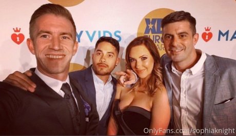 Sophia Knight star xxx picture